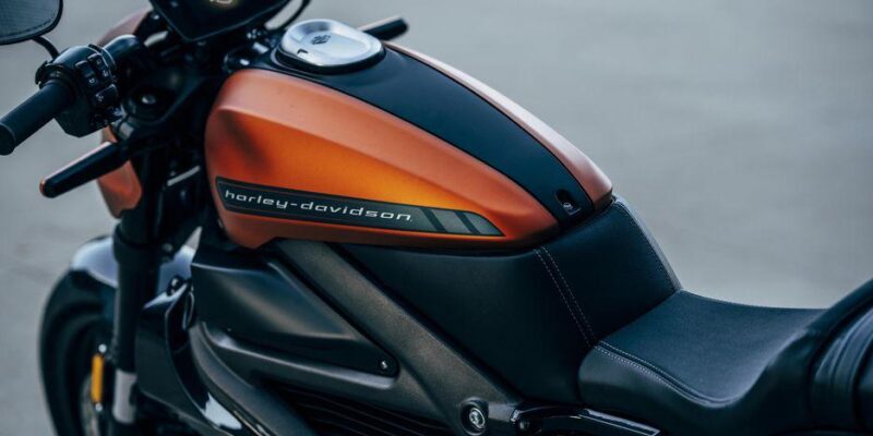 Harley-Davidson выпускает свой электромотоцикл Livewire (harley davidson livewire 005)