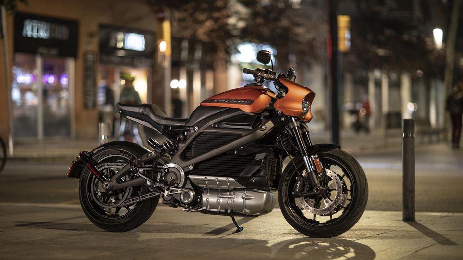 Harley-Davidson выпускает свой электромотоцикл Livewire (harley davidson livewire 016)