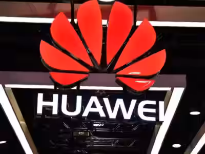 Логотип Huawei с красной эмблемой и название компании