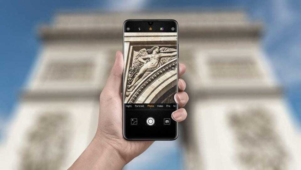 Huawei P30 Pro засветился на живых фото 6 huawei p30 pro front zoom function 960x541 1