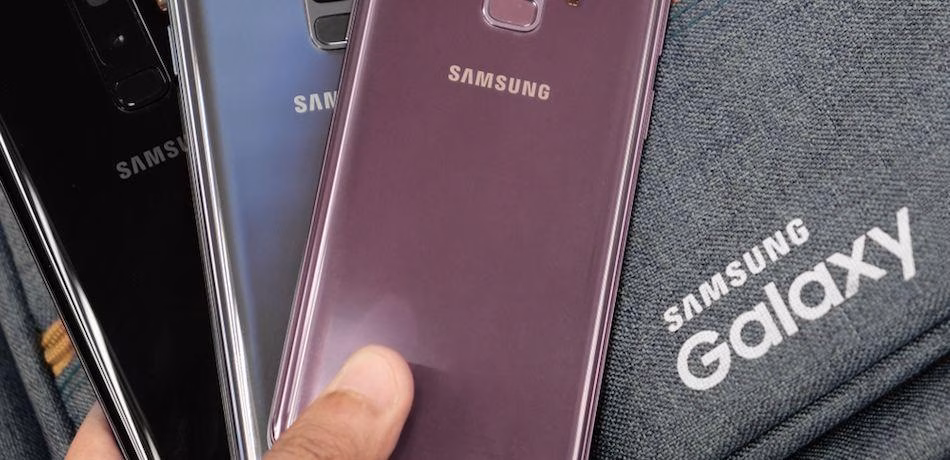 Samsung представила смартфон Samsung Galaxy A70 4 samsung galaxy device