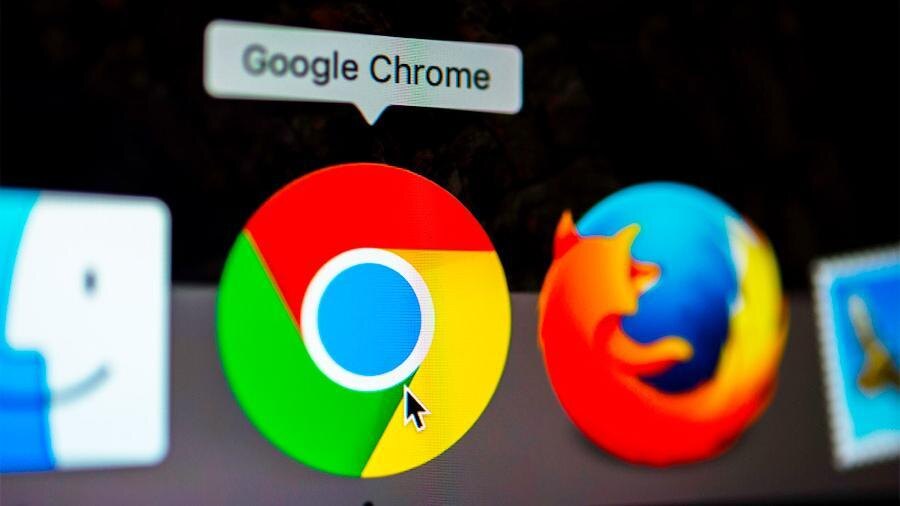 Значки браузеров Google Chrome и Mozilla Firefox на экране