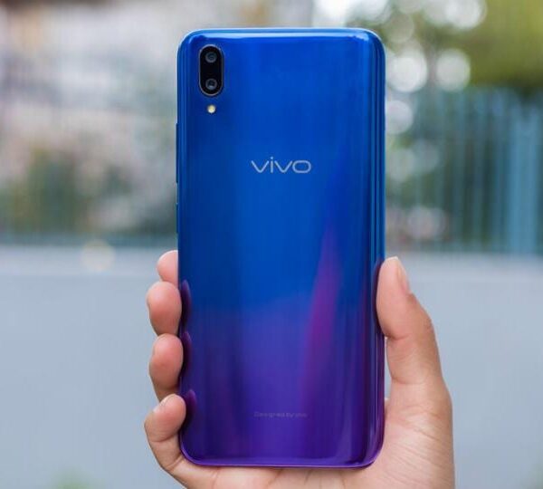 Vivo снизила цены на свои смартфоны в России (44dc077a3a60706f1135f69bd45b471536f51032)