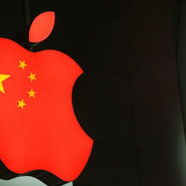 Apple удаляет продемократическую музыку из китайского Apple Music (china apple)