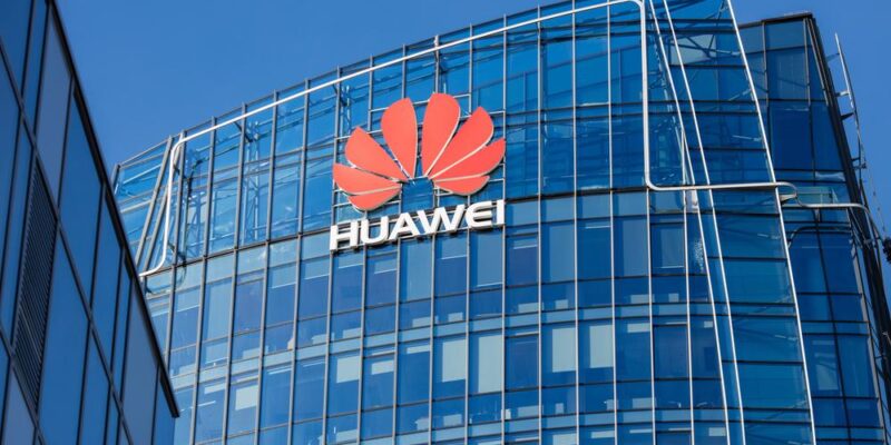 Huawei планирует обогнать Samsung и Apple (huawei patent)