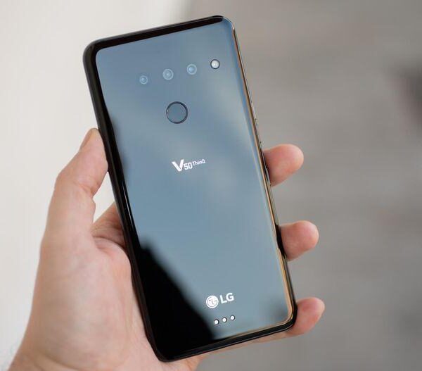 Стала известна дата выхода и цена 5G-смартфона LG V50 ThinQ (lg v50 thinq mwc 2019 5)