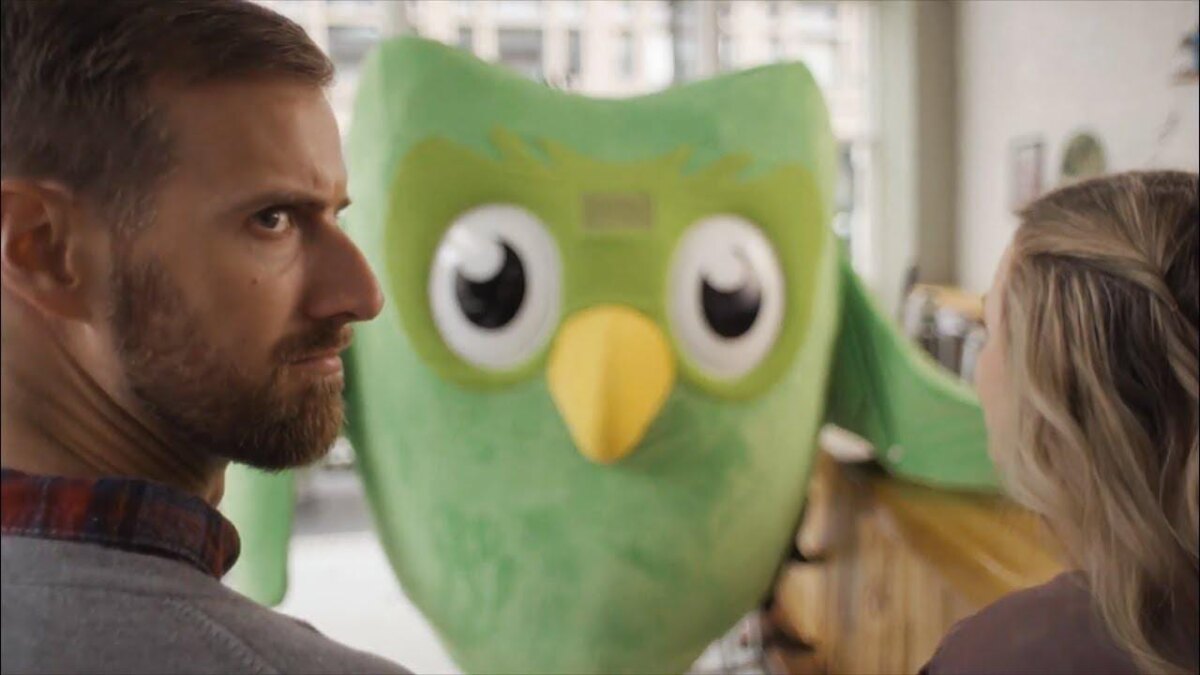 1 апреля: Duolingo сделала push-уведомления в реальном мире и это пугает 1 maxresdefault 7