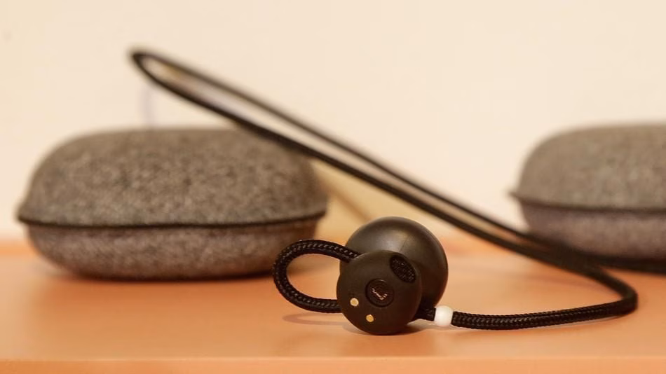 Amazon выпустит наушники, чтобы конкурировать с Apple AirPods 4 uploads2fcard2fimage2f6135792f1efaf870 b0bc 46ce b9c8
