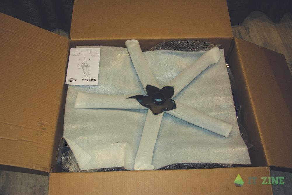 Королевский трон. Обзор игрового кресла Aerocool AERO 1 Alpha 13 dsc 7031