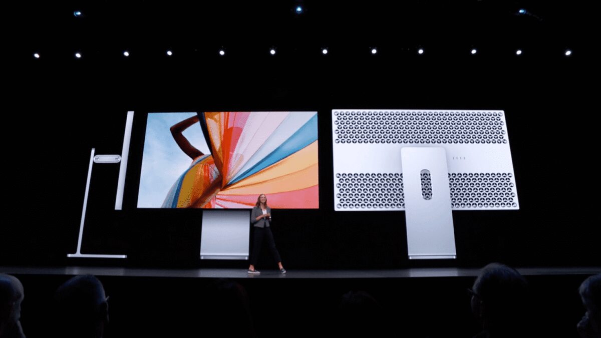 Дисплей Pro Display XDR от Apple с сетчатым задним вентилятором