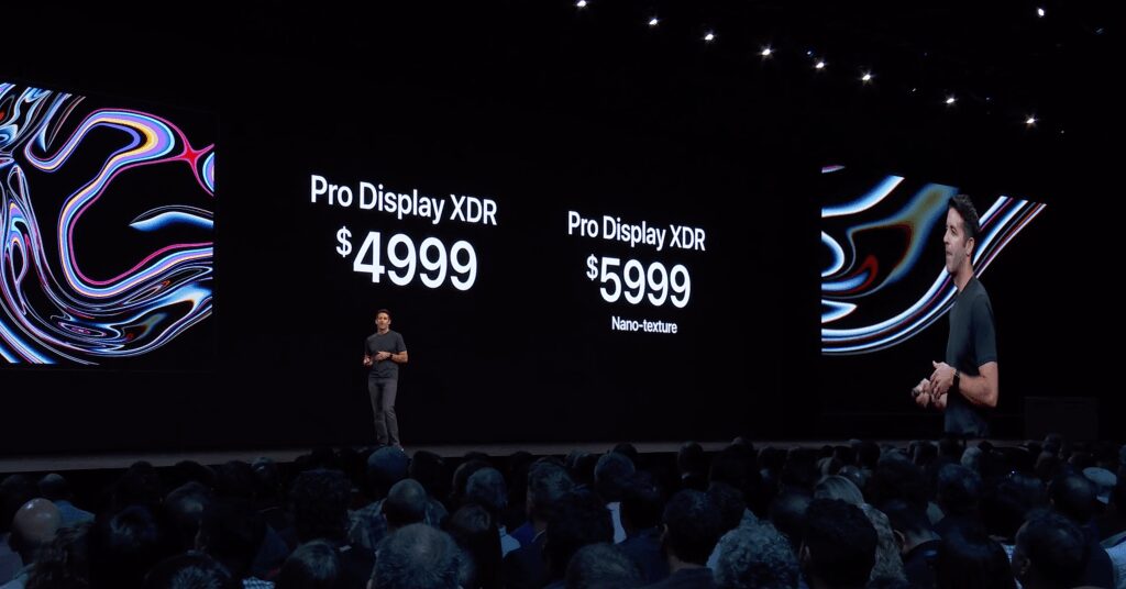 Дисплей Pro Display XDR отображает цены и название