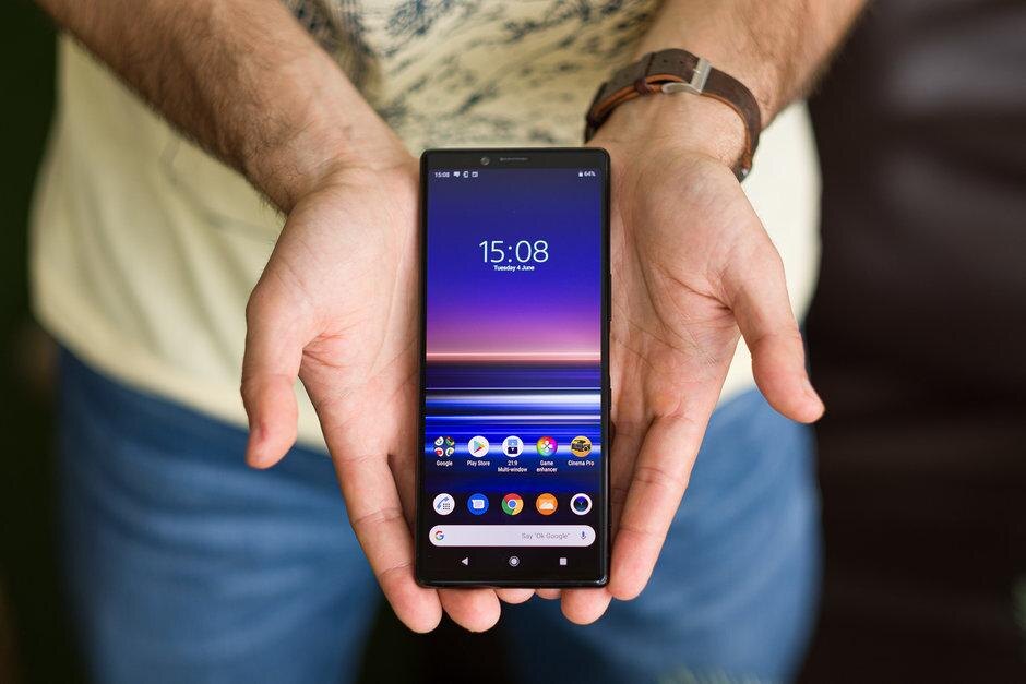 Sony выпустила смартфон Xperia 1 в России 4 sony xperia 1 battery life real life impressions and test results are out