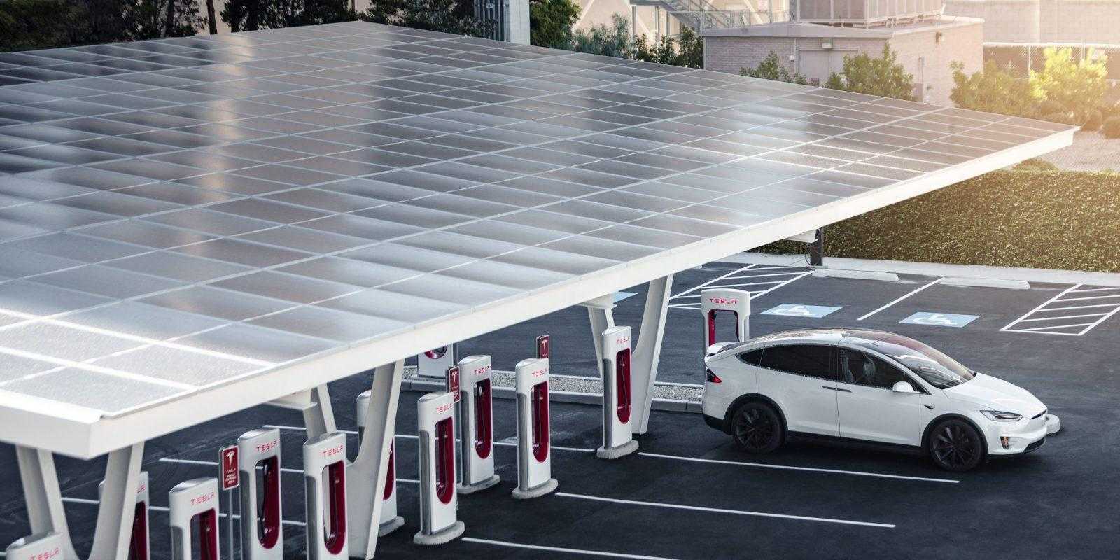 Tesla открывает станцию ​​Vegas V3 Supercharger с питанием от солнечных батарей (v3 vegas e1563488073796)