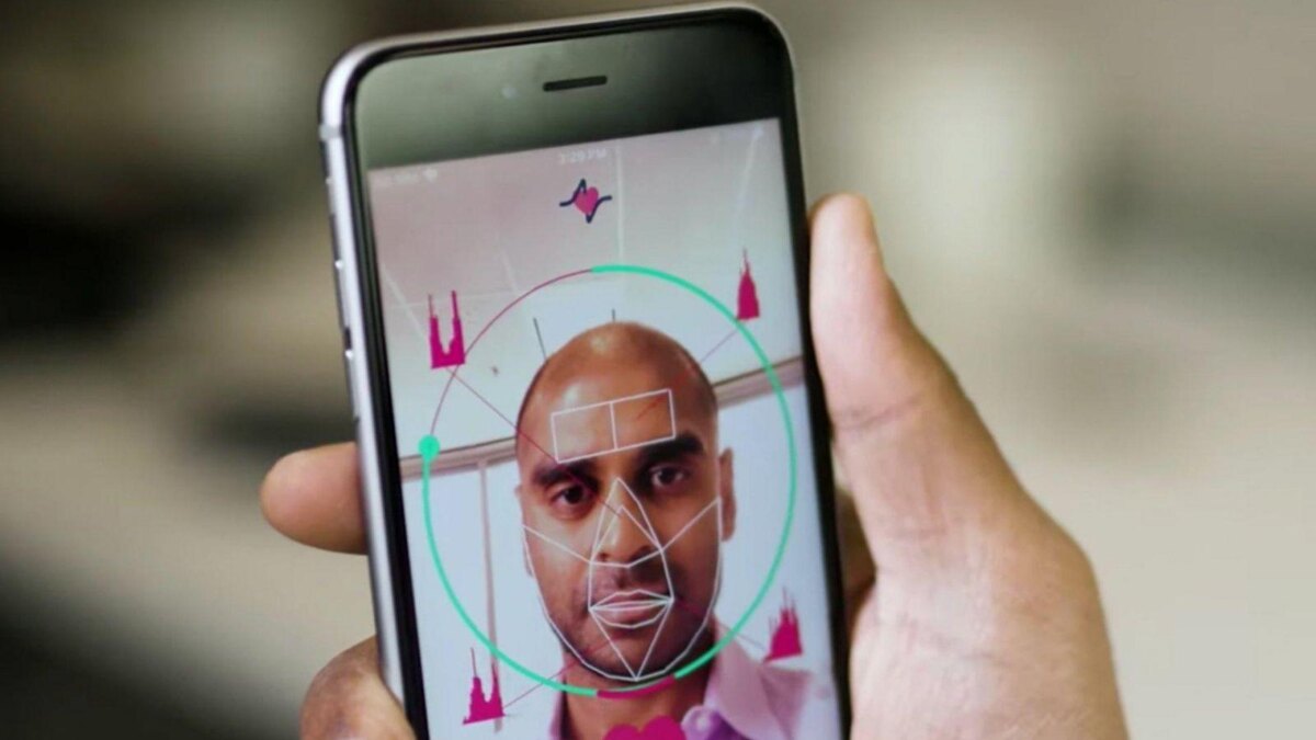 anura selfie video health app 15322 2050x1367 1