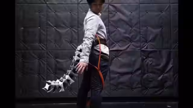 arque artificial biomimicry inspired tail for extending innate body functions 730x410 1