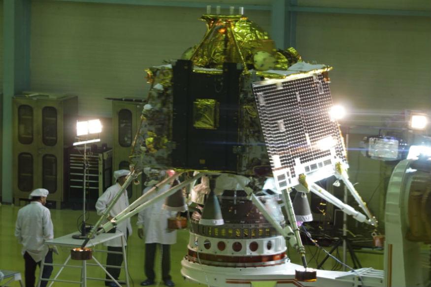 Индийский лунный модуль выходит на орбиту Луны для посадки (chandrayaan 21)