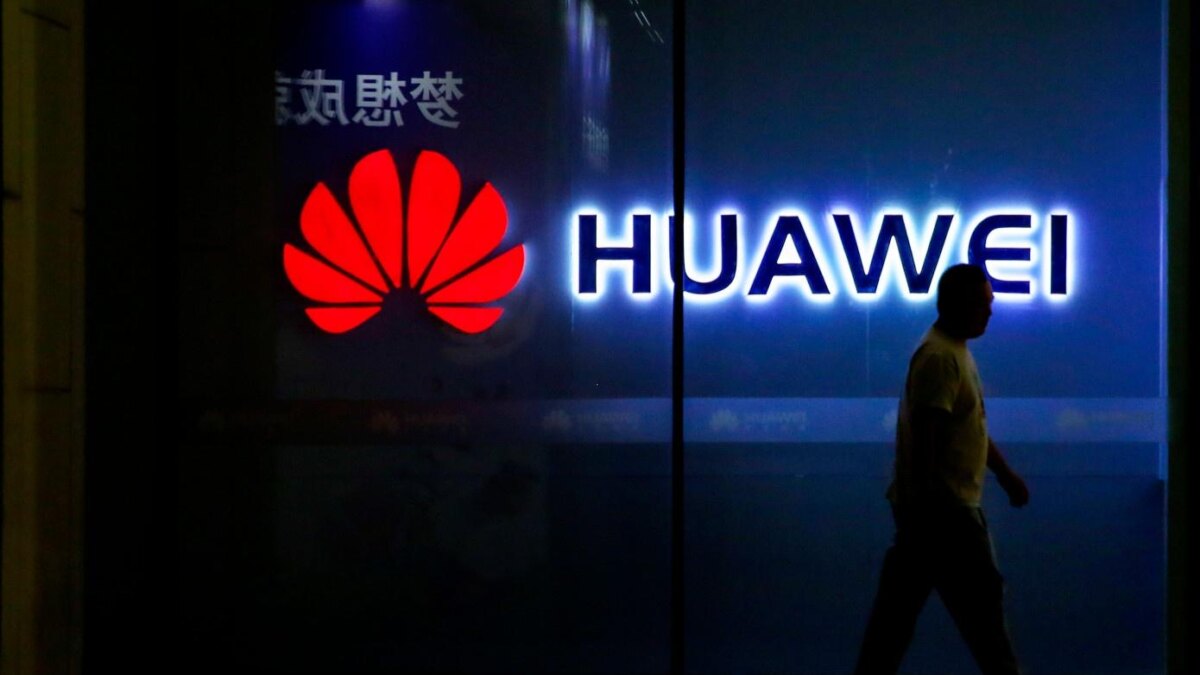 Дональд Трамп запретил чиновникам использовать оборудование Huawei 3 gettyimages 1153554466