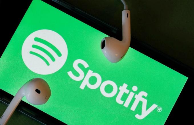 Spotify-подкастеры смогут получать информацию о своих слушателях (spotify)