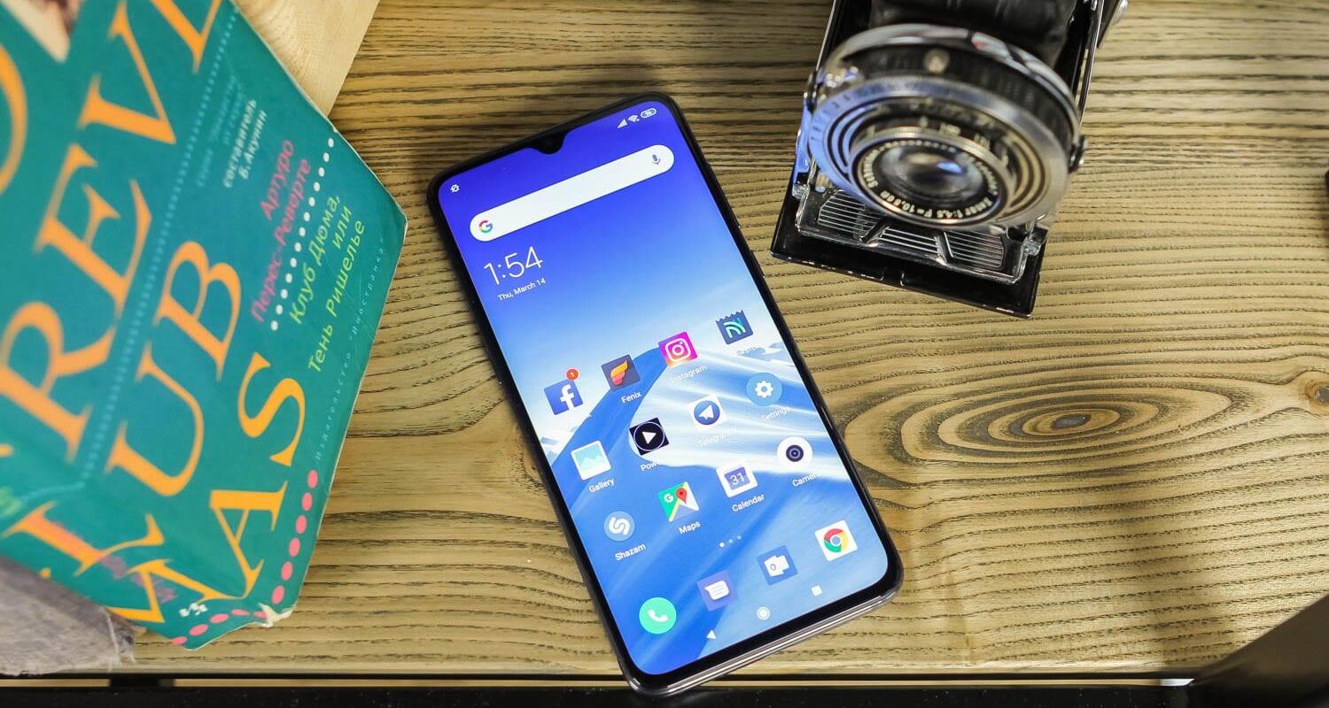 Xiaomi представила улучшенную версию Mi 9 2 xiaomi mi 9 1 of 22