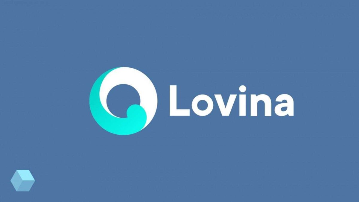 Логотип ВКонтакте с изображением символа Love в центре