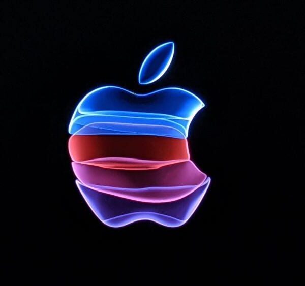 Старт продаж iPhone 11 в России (img 20190910 094522 e1568134237602)