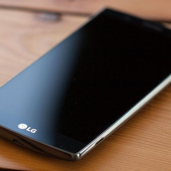 Корпорация LG займется сборкой блокчейн-смартфонов (lg g4 off)