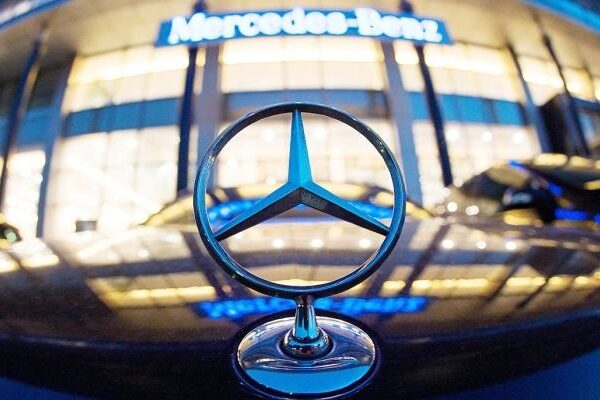 Mersedes-Benz полностью откажется от бензиновых двигателей (mercedes afp 0806 net1)