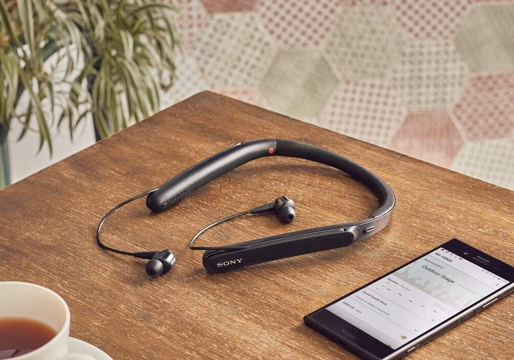 IFA 2019. Sony представила наушники WI-1000XM2 4