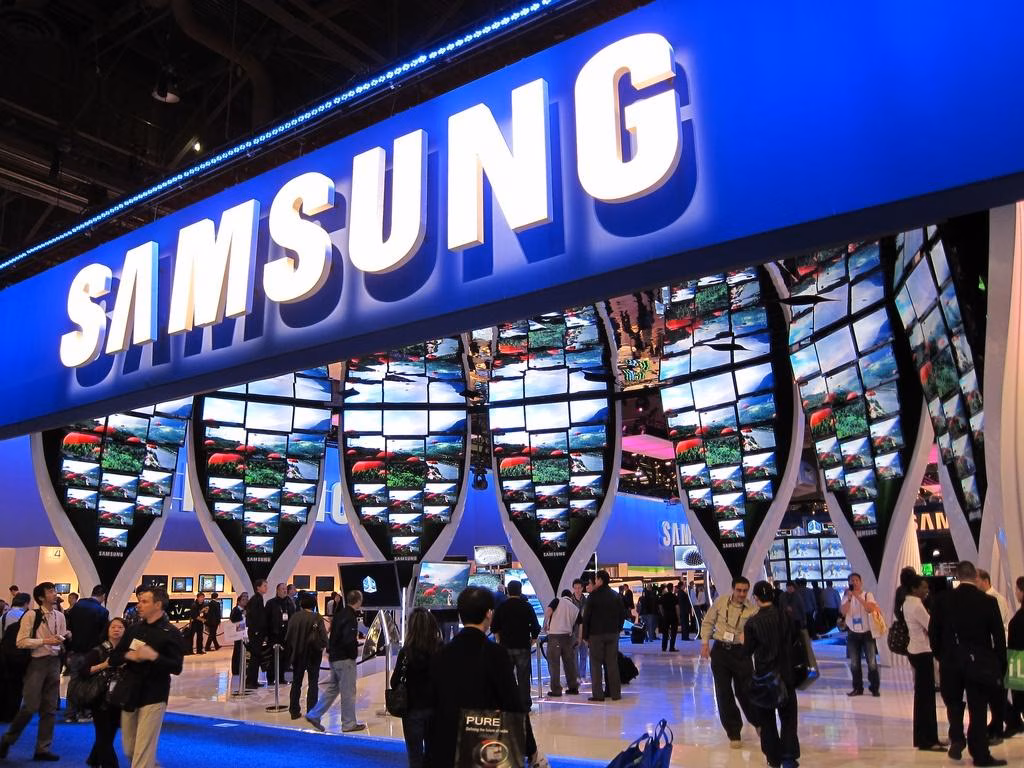 Samsung представил пробную версию Android 10 для смартфонов серии Galaxy S10 2 4279198482 9529bb5d8e b1