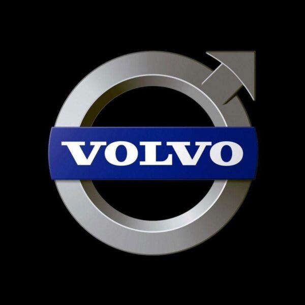 Через неделю Volvo представит свой первый внедорожник-электокар с медиацентром на базе Android (ef3f8e53b2a255190a32016b2d36d30d)
