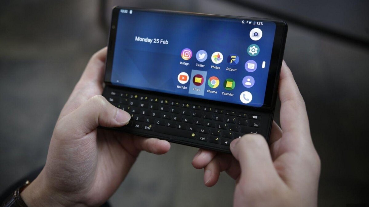 f x tec pro 1 prototype hands on 1