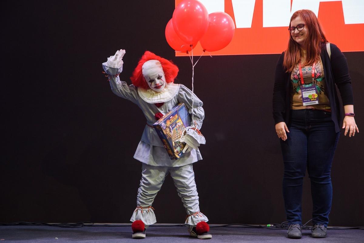 18+. Самый необычный косплей. ИгроМир и Comic Con Russia 2019. День 2 (fotoezh 8)