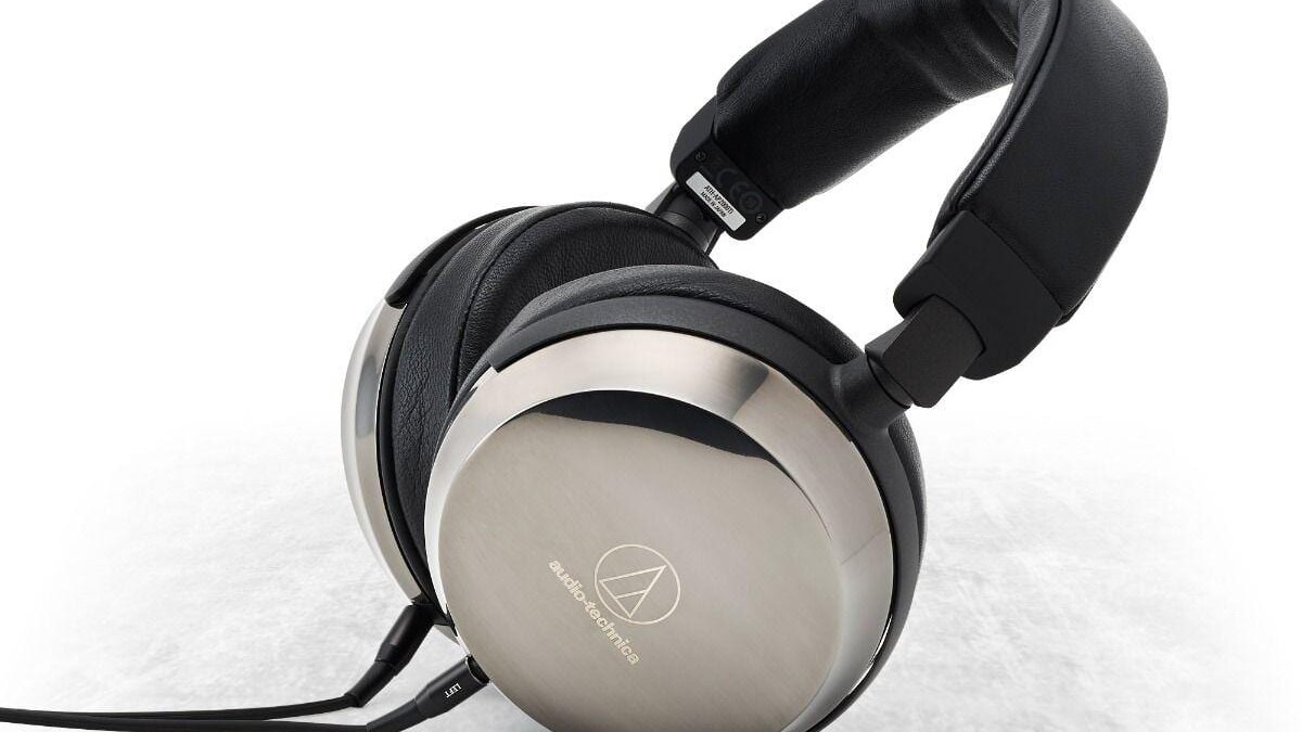 Audio-Technica выпускает титановые наушники за 100000 рублей 5 p ath ap2000ti 01