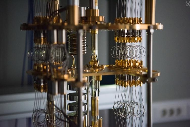 В России запустили первый прототип квантового компьютера (quant4)
