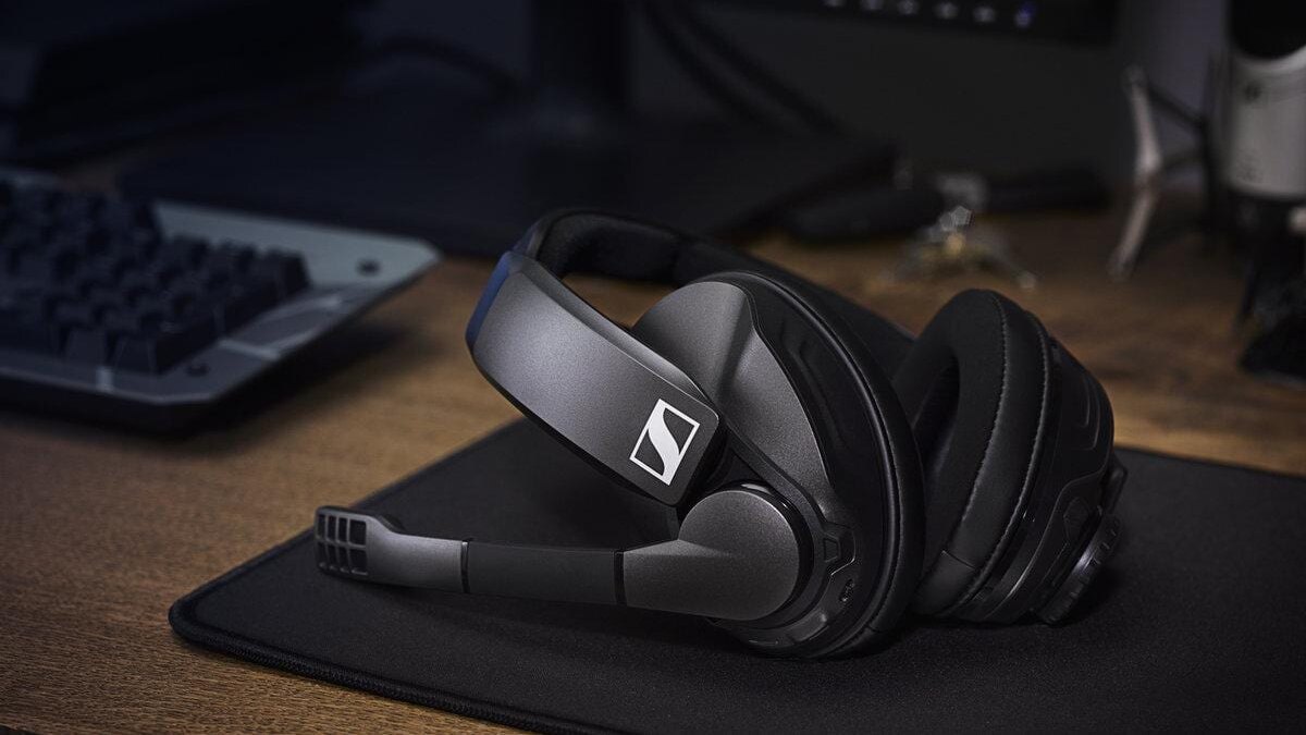 Sennheiser представила саундбар с технологией 3D-звучания и улучшенные наушники 11 sennheiser announces the wireless speaker gsp 370 players with battery operated 100 hours