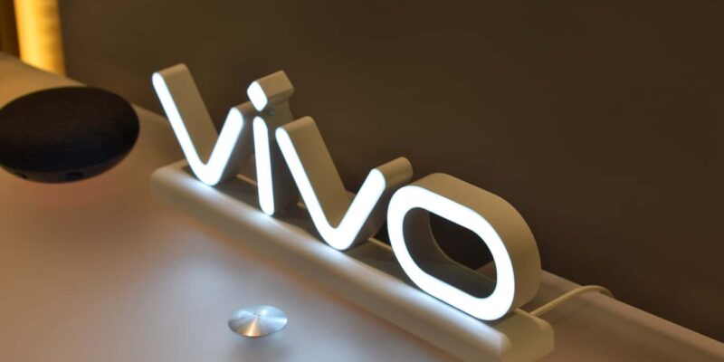 Vivo готовит к выпуску смартфон с аккумулятором на 5000 мАч (vivo logo ces 2018 am ah 0123)