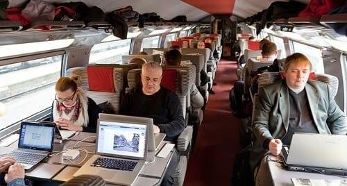 В российских самолётах и поездах появится высокоскоростной интернет 5 internet v poezdah