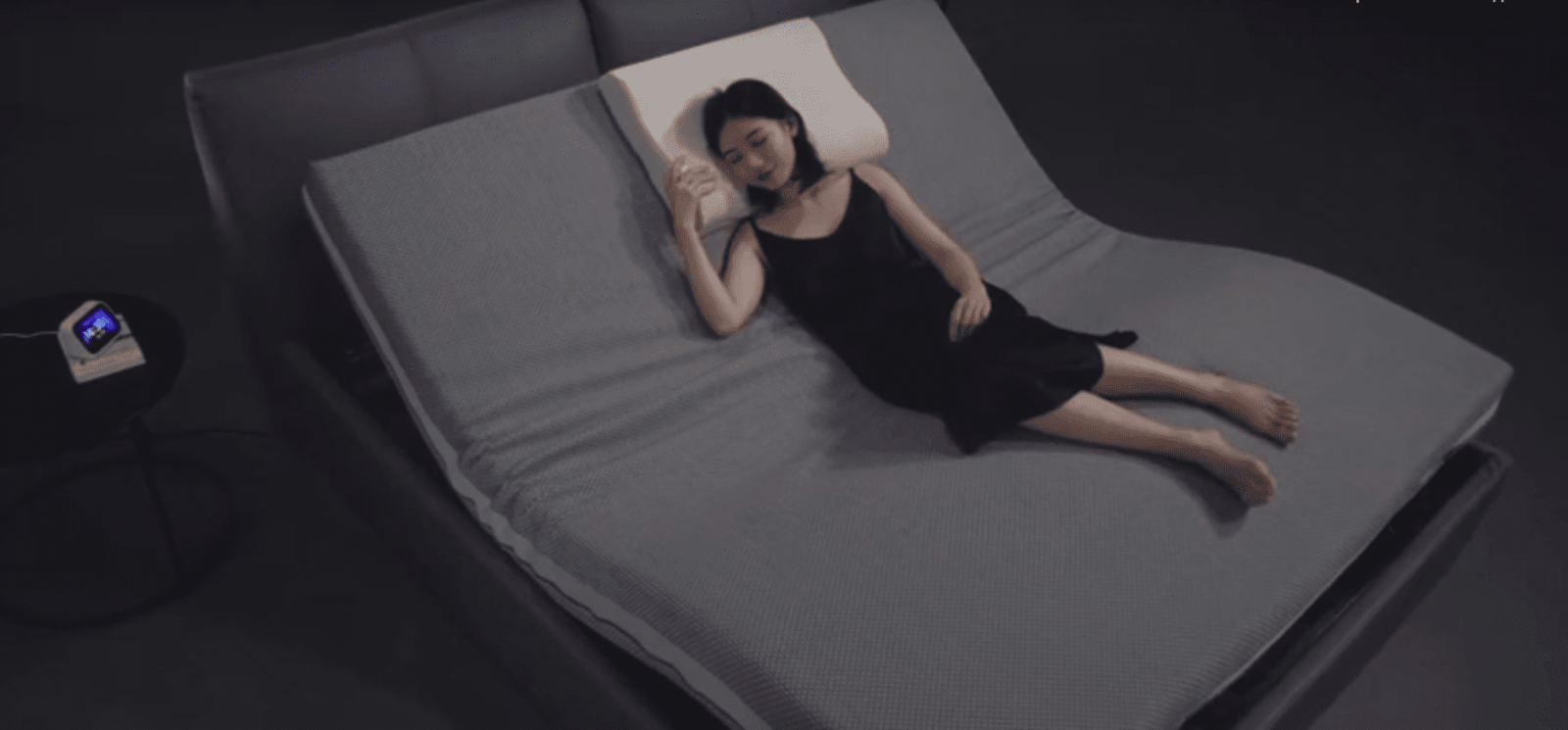 Xiaomi выпустил умную кровать за $285. Она может изгибаться до 60 градусов и имеет режим невесомости (snimok jekrana ot 2019 11 28 15 17 34)