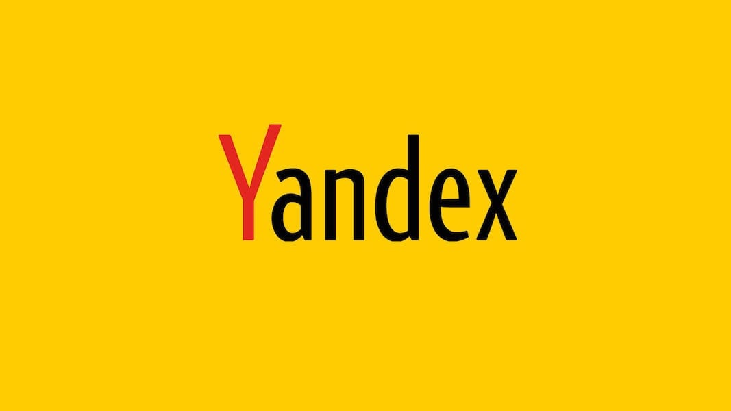 Яндекс разработал камеру, отслеживающую поведение водителя за рулем (yandex logo)