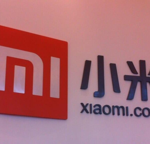 Xiaomi представила многофункциональный "фонарик" Xiaomi Nato (16128364369 05406a7e8a b)