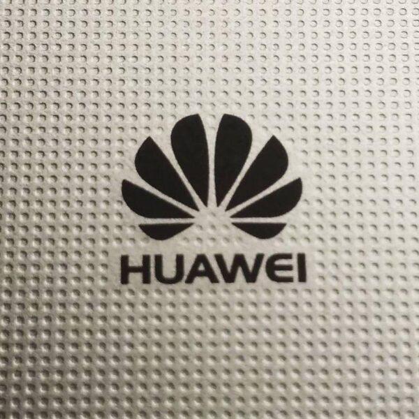 Huawei представила свою первую материнскую плату на процессоре Kunpeng (86706e8b479d)