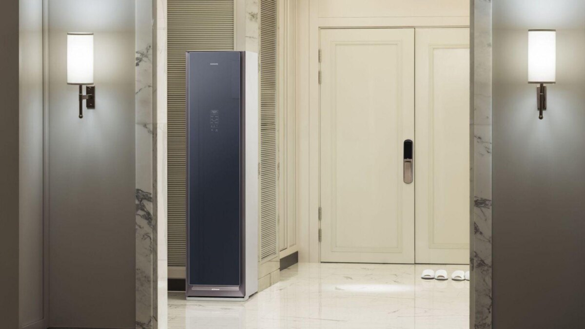 Samsung привезёт паровой шкаф AirDresser в Россию 4 airdresser global lifestyle image 5 scaled