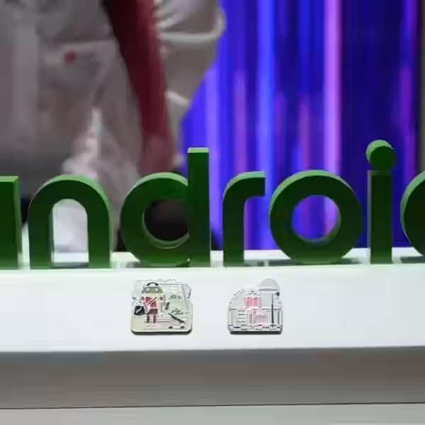 google tests floating chat bubble for messages app