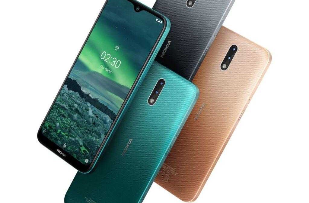 Смартфон Nokia 2.3 с задней камерой и экраном