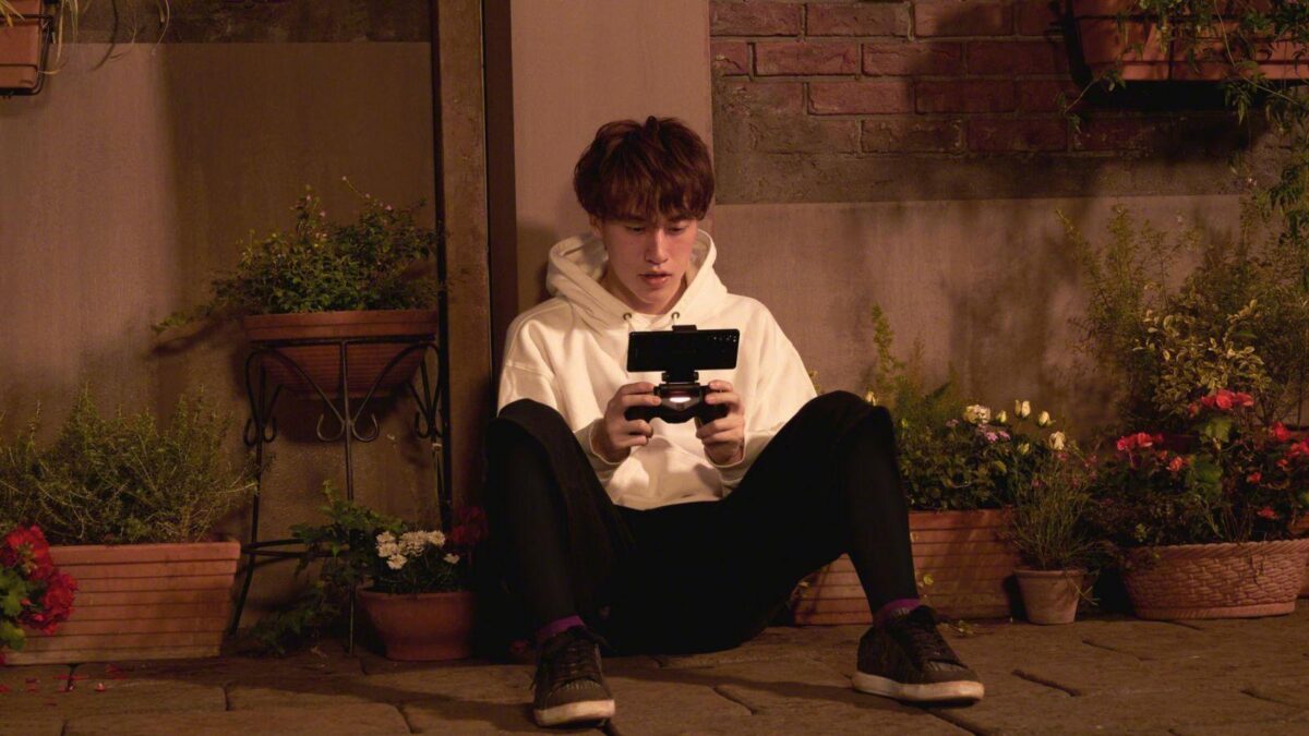 203 lifestyle gaming dualshock4 large scaled