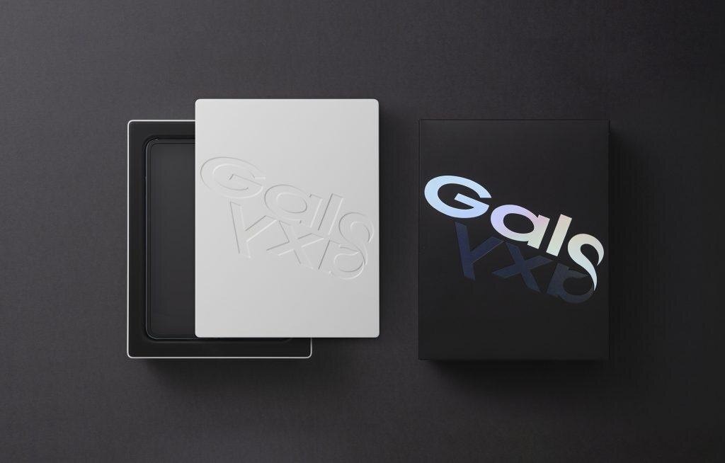 3 galaxy fold package 1 1024x654 1