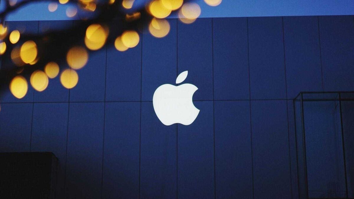 Магазины Apple в Китае вновь открываются несмотря на коронавирус 3 64 644123 3840 x apple logo wallpaper laptop apple scaled 1