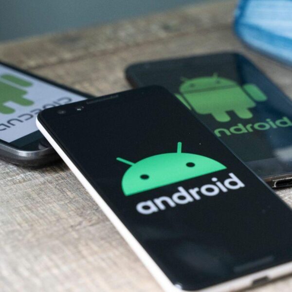 Google выпустила бета-версию Android 11 для разработчиков (android logo history 2 large)
