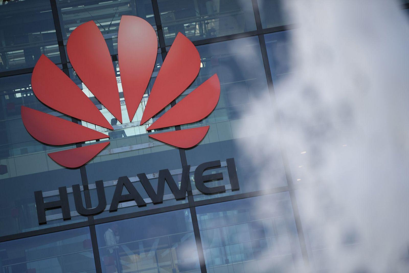 США обвиняют Huawei в рэкете (merlin 168879162 b7e8749f ce74 4e36 bc6d bb9ab6d2f8bc superjumbo)