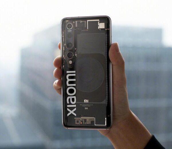 Xiaomi выпустит стеклянную версию смартфона Mi 10 (03da591e93824783a86f5a9e66550f26 large)